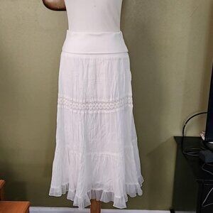 Beautiful white skirt, Crinkle, lace, western, sz small